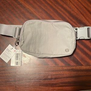 Lululemon Everywhere Belt Bag